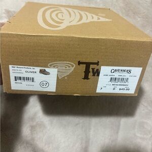 Cavender's Brown Boot Box